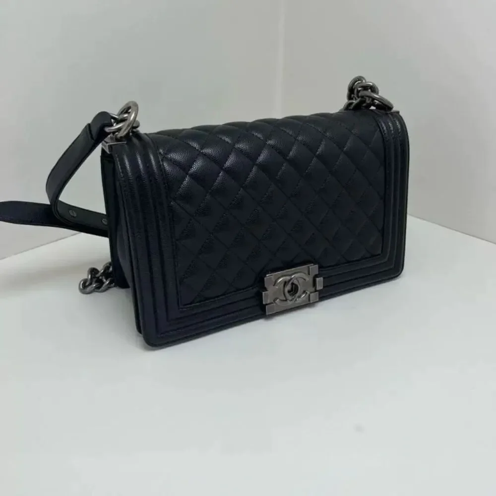 CHANEL brand color